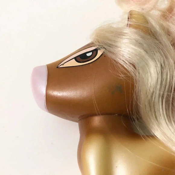 MGA  Bratz Circuz Ponyz Shayla Circus Pony Toy TLC - Picture 8 of 16